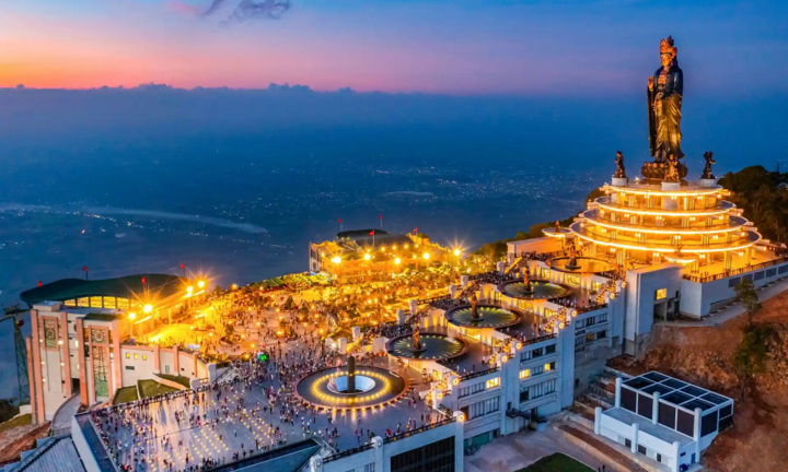 Lịch trình du lịch Tây Ninh 2 ngày 1 đêm