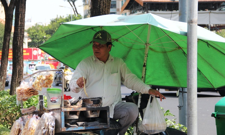 Dự báo thời tiết TP.HCM hôm nay 10/4: Chuỗi ngày nắng gay gắt chưa dừng lại