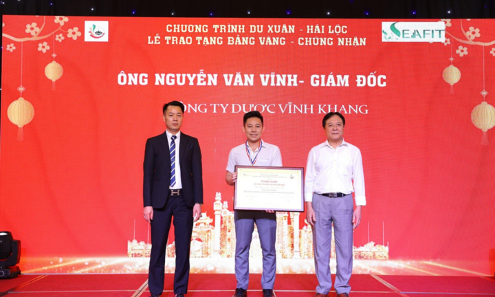 Đại diện Vĩnh Khang Pharma chia sẻ về TPBVSK Tiêu Bách Khang