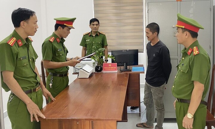 Mâu thuẫn trên bàn nhậu, thanh niên ở Quảng Nam cầm dao chém bạn