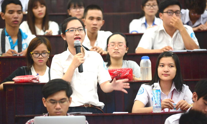 Khởi động cuộc thi diễn thuyết dành cho sinh viên 2024