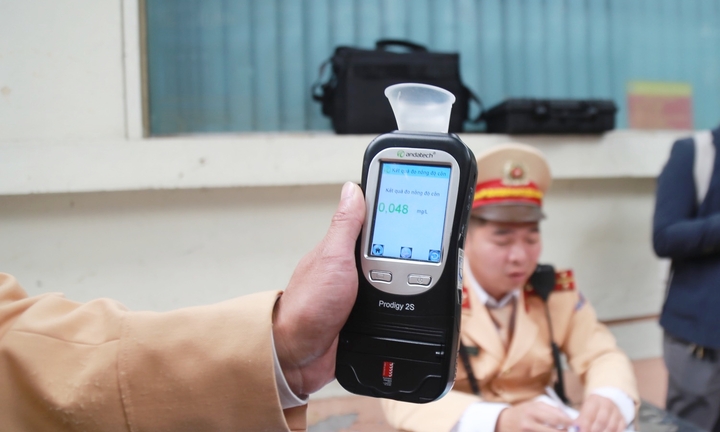 Làm sao để phát hiện cơ thể có cồn nội sinh khi không uống rượu?