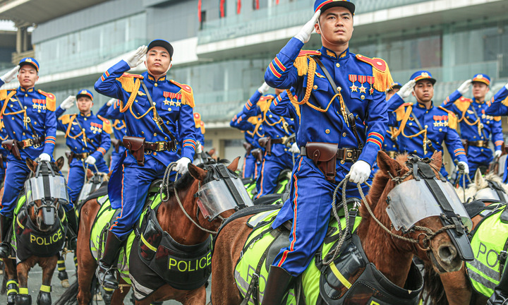 Trang phục mới của Đoàn Cảnh sát cơ động Kỵ binh