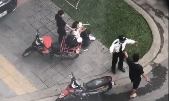 Bắt kẻ cầm hung khí tấn công 2 phụ nữ ở Hà Nội