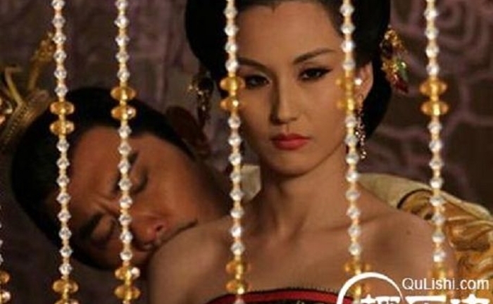 Hoàng đế Trung Quốc chết vì 'bệnh khó nói'