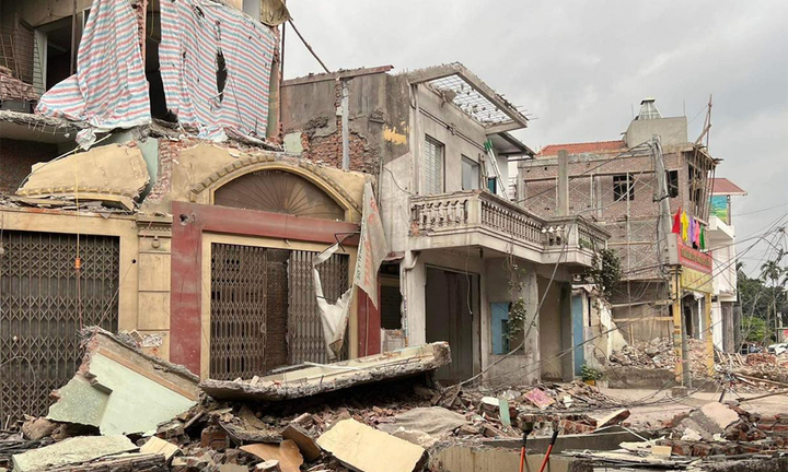 Hải Phòng: Nam công nhân bị tường đè trúng khi tháo dỡ công trình diện giải toả