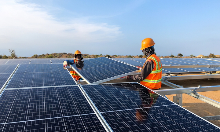 Ninh Thuận muốn biến 'đặc sản' 2.800 giờ nắng mỗi năm thành giá trị khác biệt