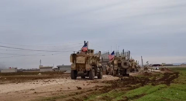 5 tên lửa bắn từ Iraq vào căn cứ quân sự Mỹ ở Syria