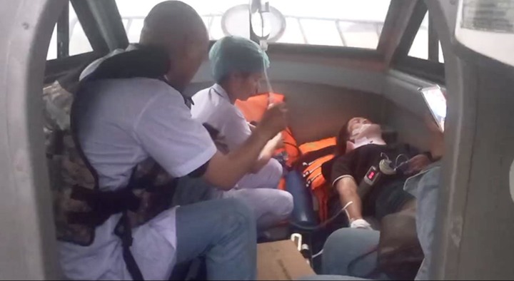 45 phút chạy đua đưa cô gái bị tai nạn giao thông ngoài đảo vào đất liền cấp cứu