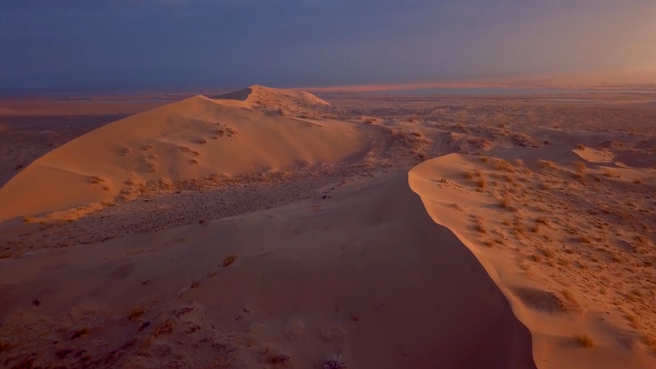 Ngỡ ngàng đồi cát phát ra âm thanh du dương