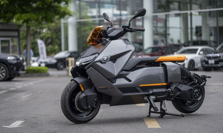 Cận cảnh xe máy điện giá hơn nửa tỷ đồng của BMW