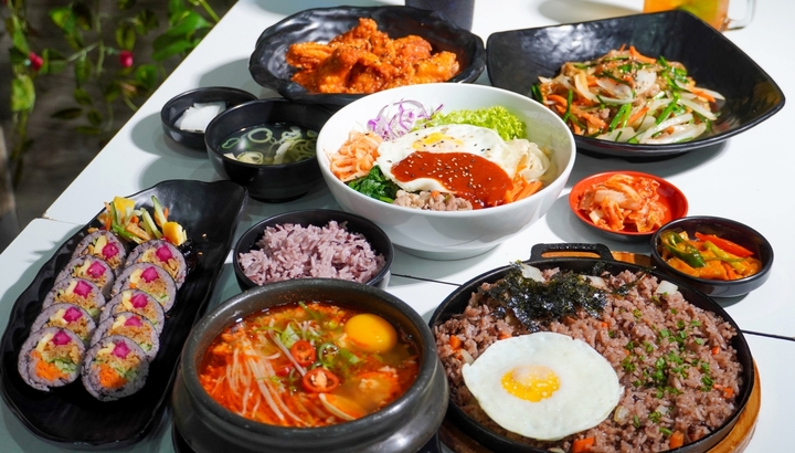 Điểm danh nhà hàng Hàn Quốc hút khách ở TP.HCM