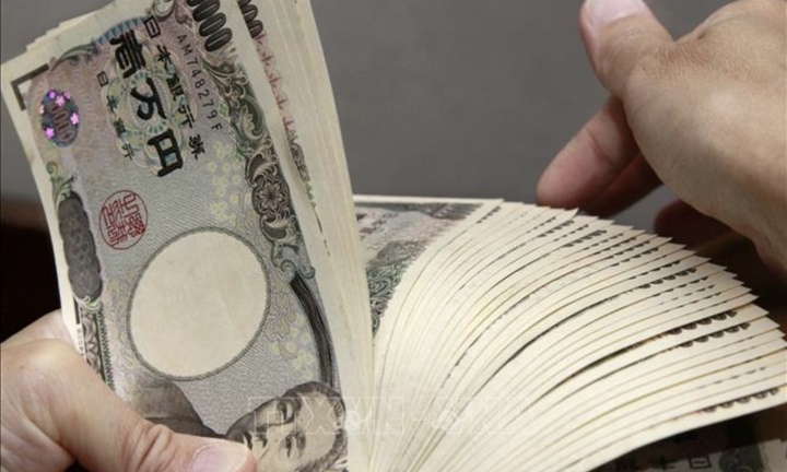 Đồng yen của Nhật Bản trượt giá xuống mức thấp nhất trong 34 năm