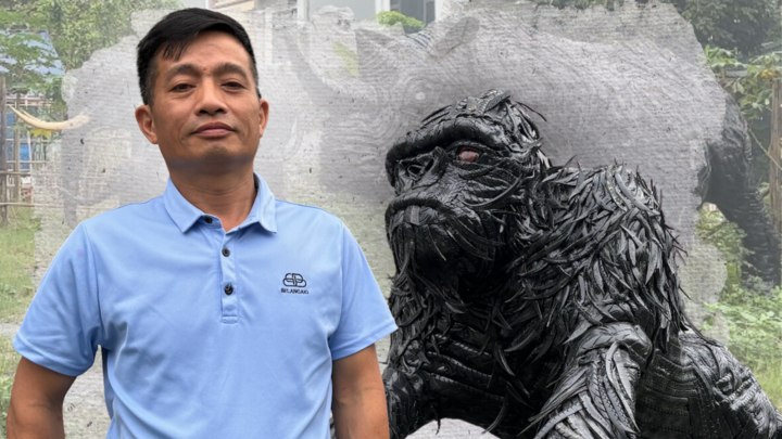 Thợ mỏ về hưu tạo ra 'sở thú' bằng lốp xe độc nhất vô nhị 