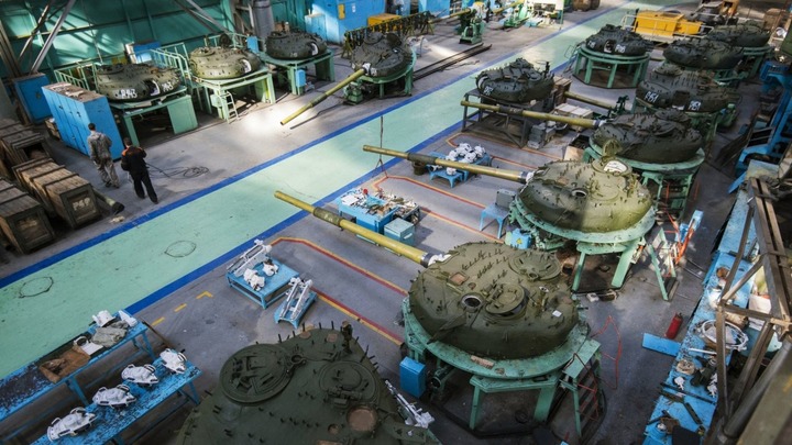 Điều gì khiến Nga tái sản xuất động cơ tuabin khí cho T-80?