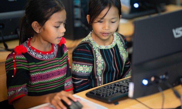 Droppii tặng 2 phòng tin học tại Kon Tum thông qua chiến dịch 'Người kết nối'