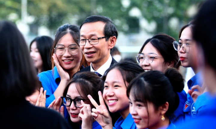 Tâm thư của hiệu trưởng Đại học Sư phạm Hà Nội trong ngày làm việc cuối cùng