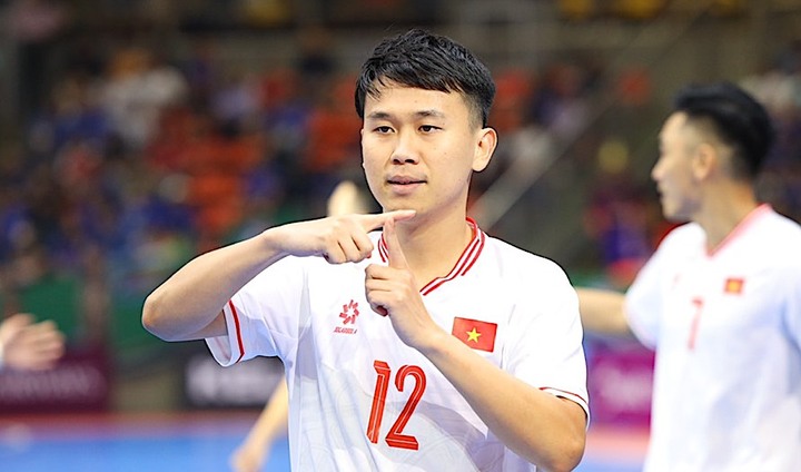 Trực tiếp bóng đá Việt Nam 2-3 Kyrgyzstan: Sai lầm đáng trách