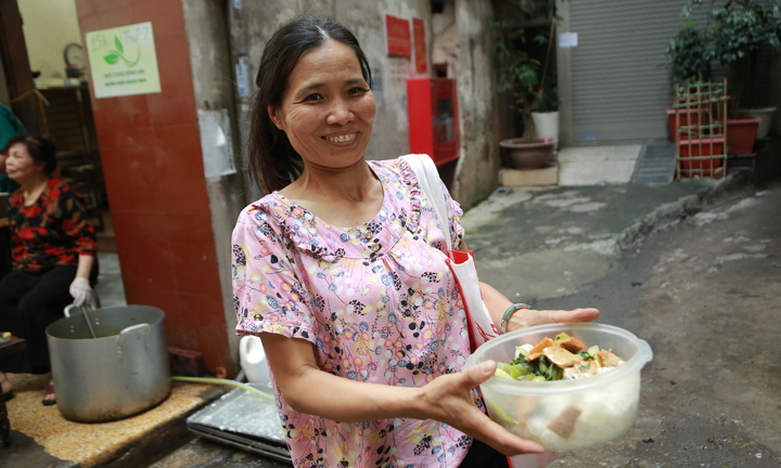 Nhà ăn 0 đồng cho bệnh nhân Bệnh viện Bạch Mai 