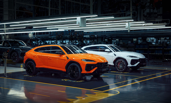 Lamboghini Urus SE vừa ra mắt đã có giá bán tại Việt Nam: Hơn 14,7 tỷ đồng