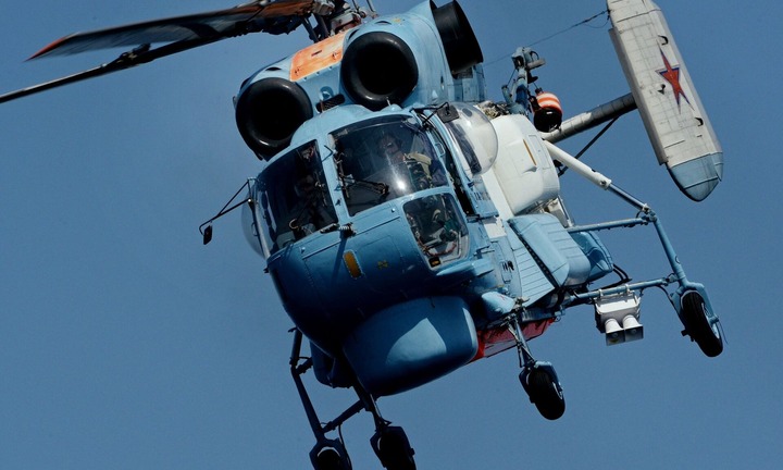 Video tình báo Ukraine phá hủy trực thăng Ka-32 của Nga ở sân bay Moskva