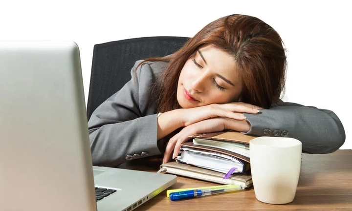 Điều gì xảy ra với trái tim khi bạn ngủ trưa hằng ngày?