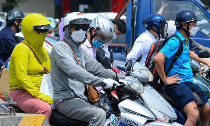 6 bước cứu người say nắng, say nóng