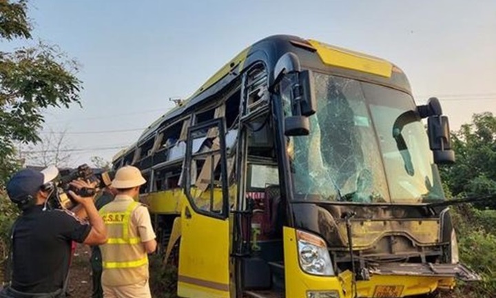 Hai xe khách va chạm, nhiều người thương vong ở Gia Lai: 1 xe chạy quá tốc độ