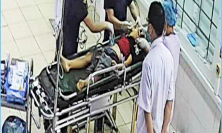 Cổng nhà đổ sập, bé trai 7 tuổi ở Hà Tĩnh chết thương tâm