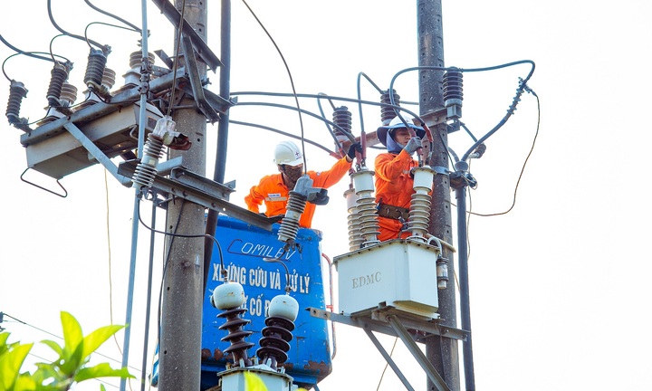 Bất thường lượng điện tiêu thụ dịp nghỉ lễ 30/4 - 1/5