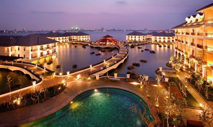 InterContinental Hanoi Westlake: Top 10 khách sạn trong phố tốt nhất Việt Nam