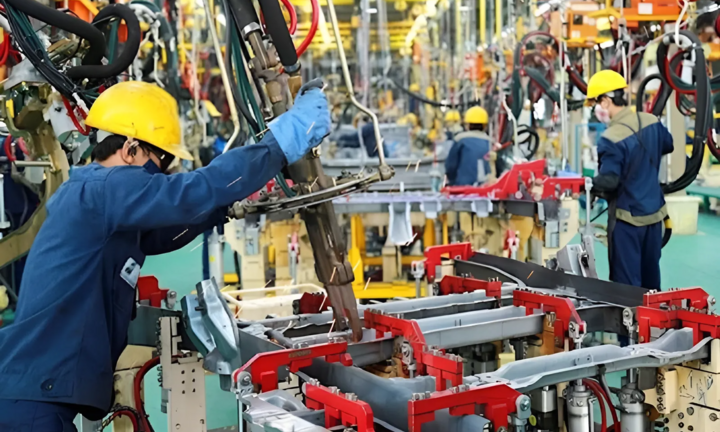 Nền kinh tế phục hồi, tăng trưởng tích cực nhưng thách thức còn rất lớn