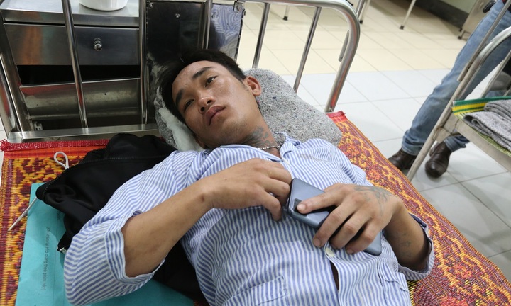 Sạt lở kinh hoàng ở Hà Tĩnh: ‘Bom nước’ ập xuống lán trại có 18 công nhân