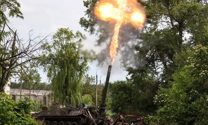 Lò lửa pháo đài miền Đông Ukraine rực cháy, Nga quyết hạ Chasov Yar