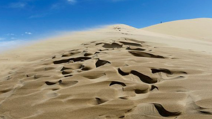 Bí ẩn cồn cát 'biết hát', giới khoa học ngỡ ngàng