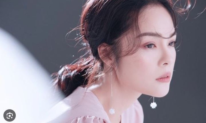  Dương Cẩm Lynh: Tôi thấy mình đâu đến nỗi nào, học hành đầy đủ mà lại bị bỏ rơi