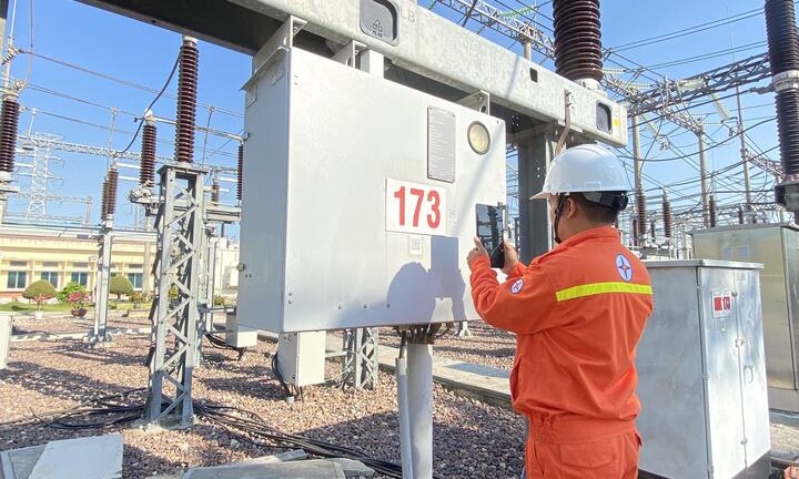 EVN duy trì đảm bảo cung cấp điện an toàn, liên tục trong tháng 4