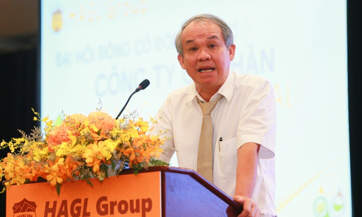 Bầu Đức: Lãi nghìn tỷ vẫn ám ảnh lỗ lũy kế 