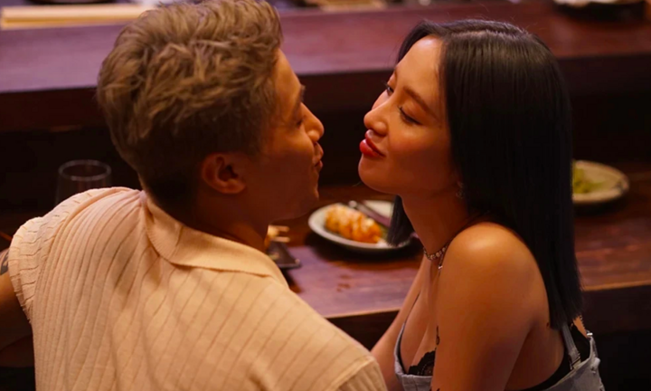 Bán được 4 vé/ngày, phim 18+ có Jun Vũ rút khỏi rạp