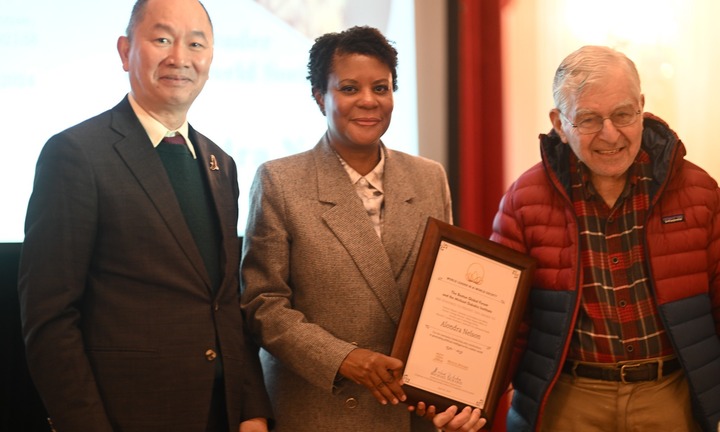 Quản trị tương lai: Cần trao quyền cho sự phát triển AI có trách nhiệm