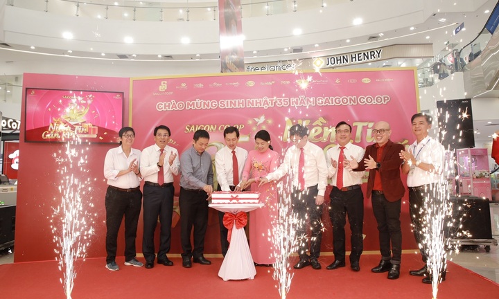 Saigon Co.op - Nhà bán lẻ thuần Việt lâu đời nhất Việt Nam