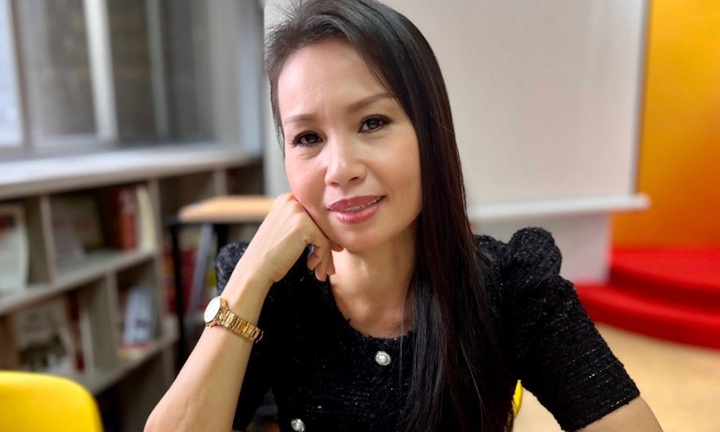 Cẩm Ly tuổi 54: Vượt biến cố mất giọng, sống kín tiếng bên chồng nhạc sĩ