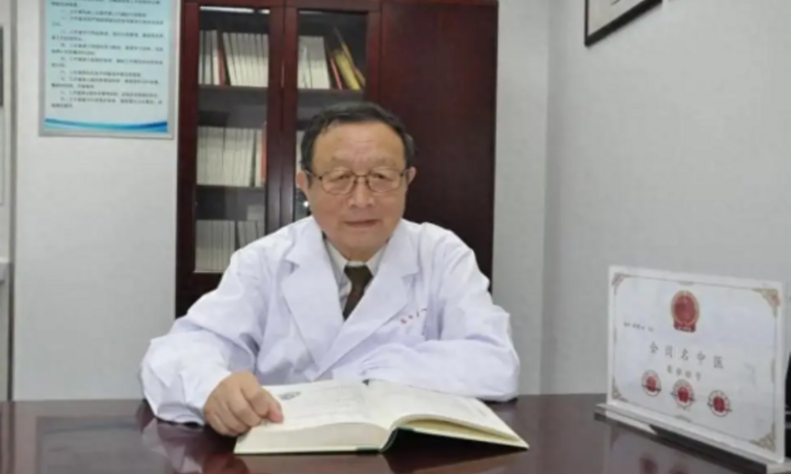 Bác sĩ 84 tuổi da dẻ hồng hào như người 40: Bí quyết từ 5 thói quen đơn giản