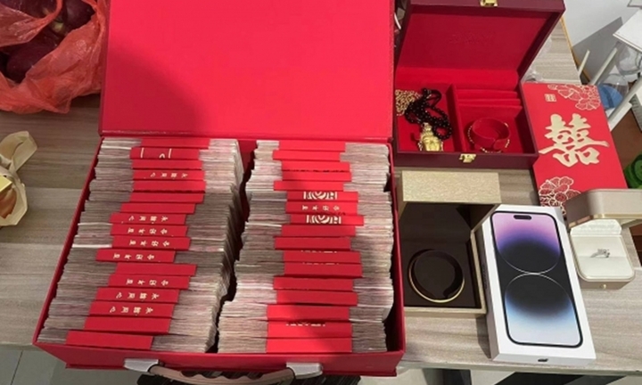 Không chịu trả sính lễ tiền tỷ sau khi bạn trai hủy hôn, cô dâu hụt bị tạm giữ