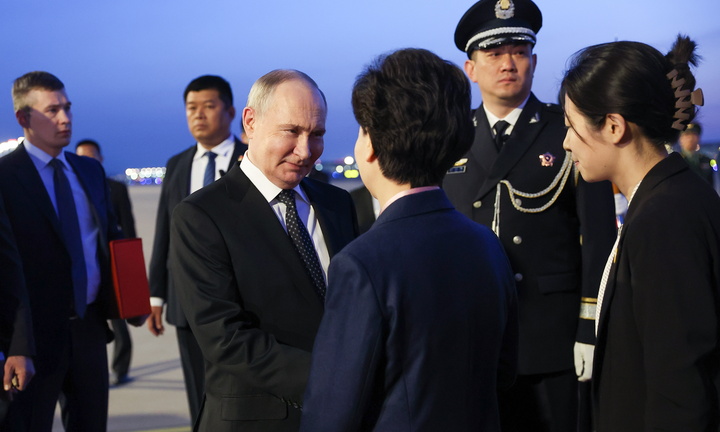 Tổng thống Nga Putin đến Trung Quốc