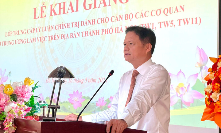 Khai giảng 3 lớp trung cấp lý luận chính trị cho 16 cơ quan ở Trung ương