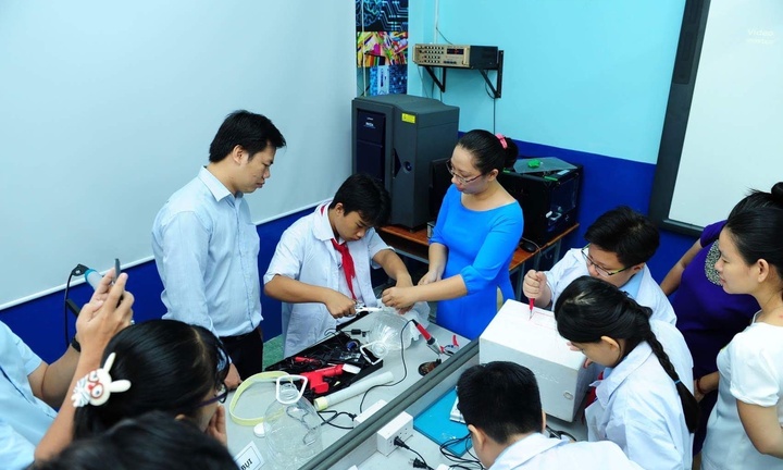 Giáo viên sẽ được ưu tiên xếp mức lương cao nhất