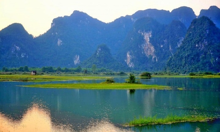 Khám phá hồ Yên Phú Quảng Bình - bối cảnh phim 'Kong: Skull Island'