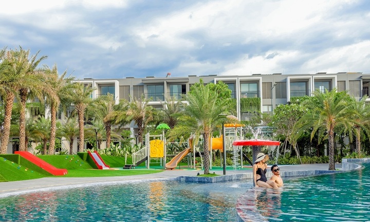 Chiết khấu tới 30%, nhà phố biệt lập The Standard hút khách