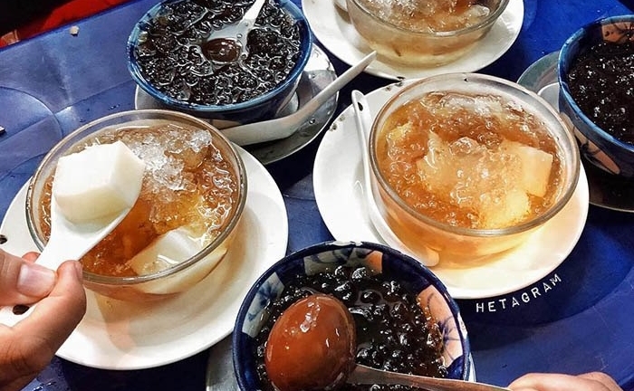 Khám phá quán chè của người Hoa ngon nức tiếng ở TP.HCM